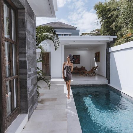 Aster Villa Seminyak Kültér fotó