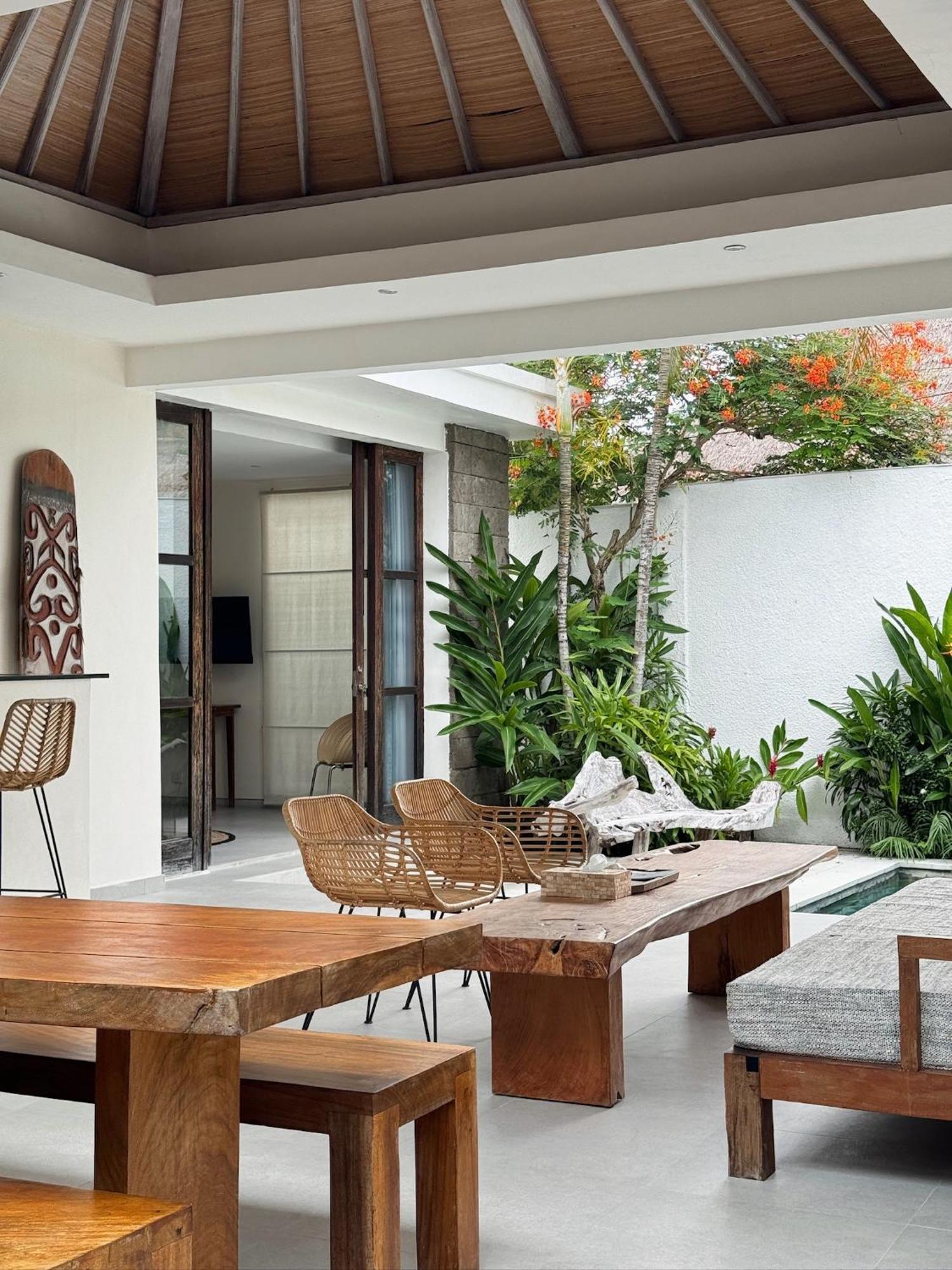 Aster Villa Seminyak Kültér fotó